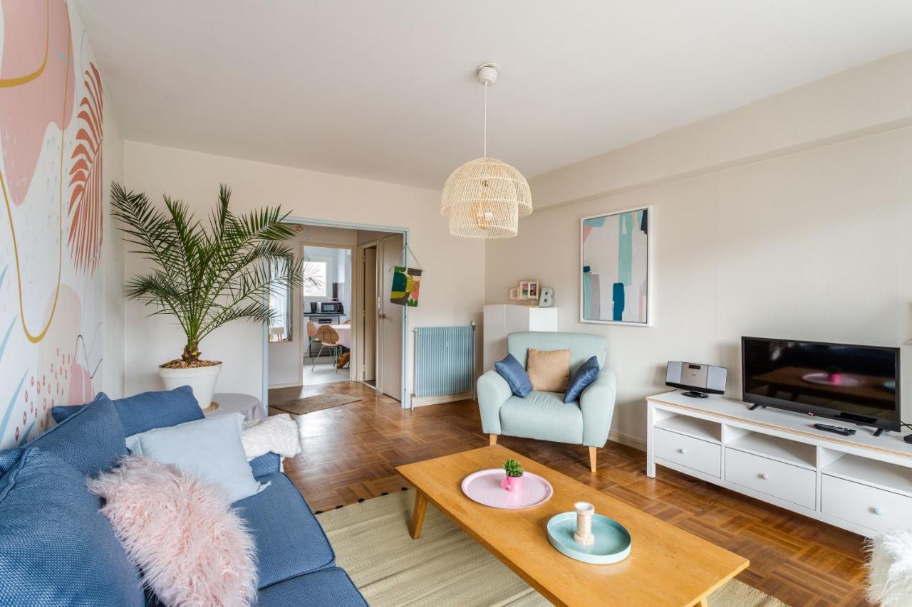 Rosa, Confortable 2 Chambres Avec Parking Dans Le Centre Rennes Exterior foto